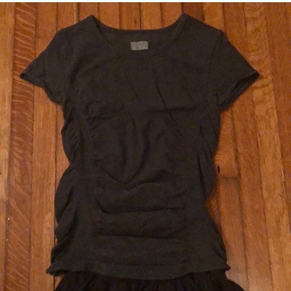 Athleta “Fast Track” ruched tee